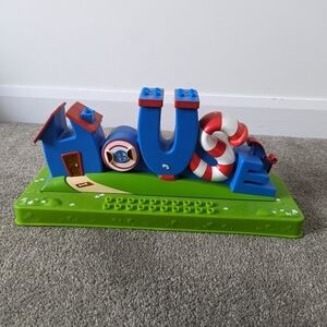 Mega Bloks Wordworld Playset Box Cover